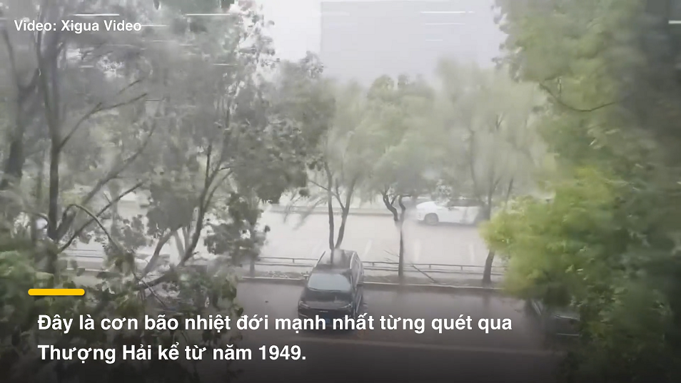 Hình ảnh bão Bebinca mạnh nhất trong 75 năm đổ bộ Thượng Hải, Trung Quốc