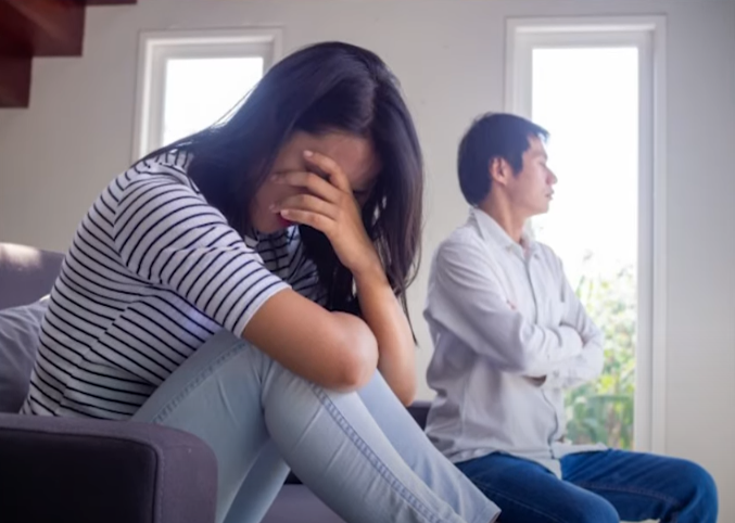 Người phụ nữ bỗng mắc nợ 2,6 tỷ sau khi ly hôn, sự thật phía sau khiến cô choáng...