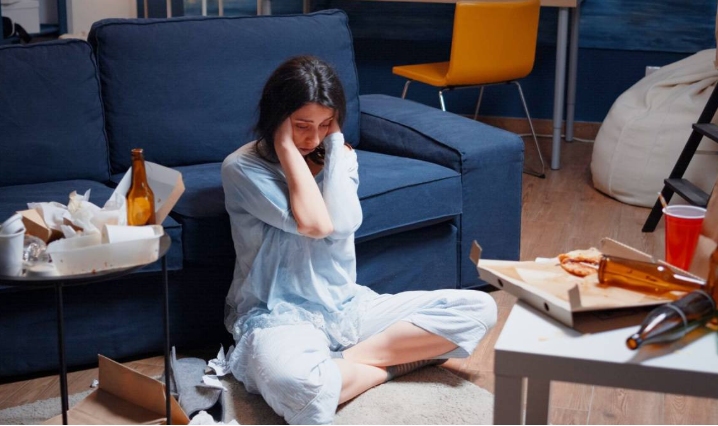 Nhà chồng 10 người hẹn đến chơi dịp lễ, nàng dâu phẫn nộ, định bỏ đi chơi riêng