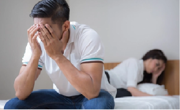 Bất kể lúc nào muốn, chồng cũng bắt tôi phải đáp ứng