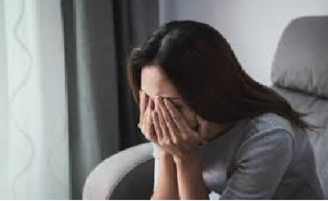 Đau khổ vì chồng sắp cưới vẫn luôn nhớ về vợ cũ
