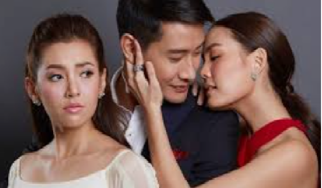 Kẻ thứ ba đòi danh phận, chồng im lặng, mẹ chồng xuống tay kết thúc mọi thứ!